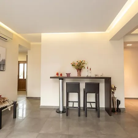 Apartment Beautiful Modern House With Meteora View *